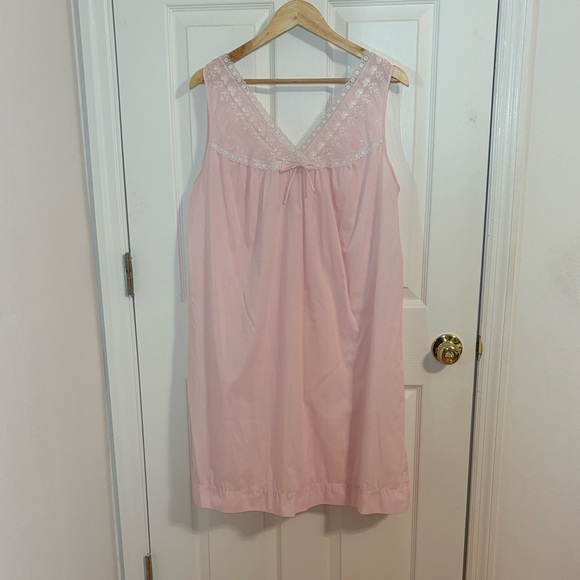 komar Other - Komar Vintage Pink Nightgown, coquette, dainty, lace, Large